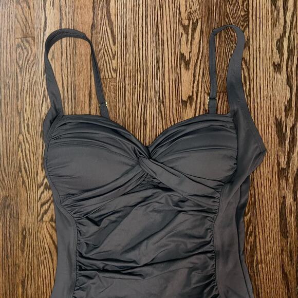 Black one piece swimsuit - Picture 2 of 4